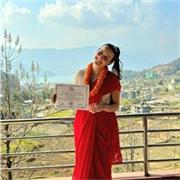 Zertifizierte Yoga-Lehrerin bietet Yoga-Stunden angepasst auf deine Bedürfnisse